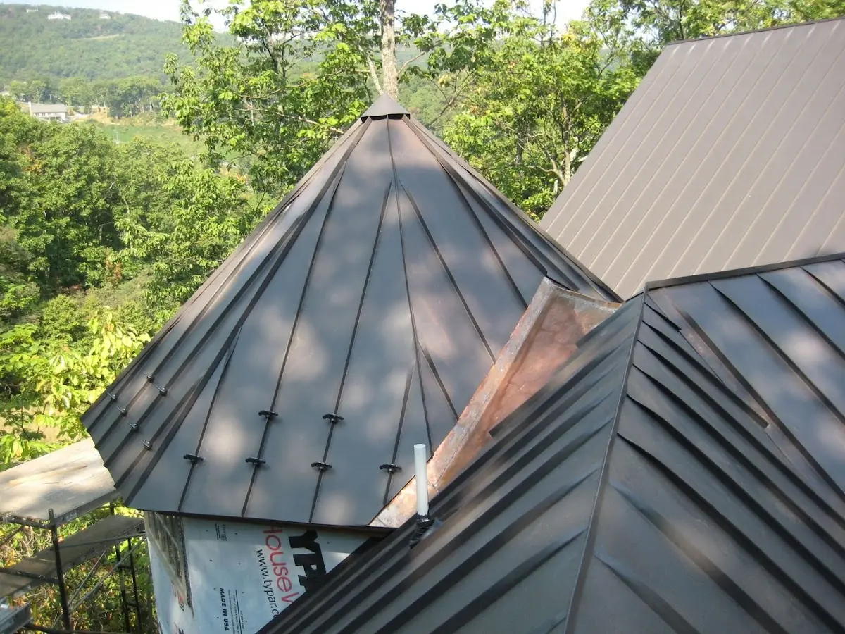 Professional Shingle Replacement & Repair by Craftsman Roofing in Bridgeport